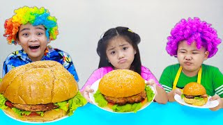 annie and friends try the big vs small hamburger food challenge