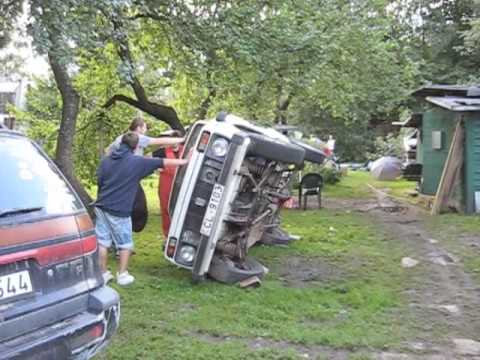 Video: Kāpēc Automašīnā Ir Nepieciešams Sajūgs