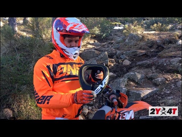 Collarín EVS - YouTube