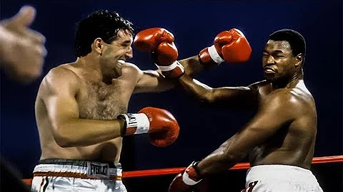 Larry Holmes vs Gerry Cooney - Highlights (The Pri...