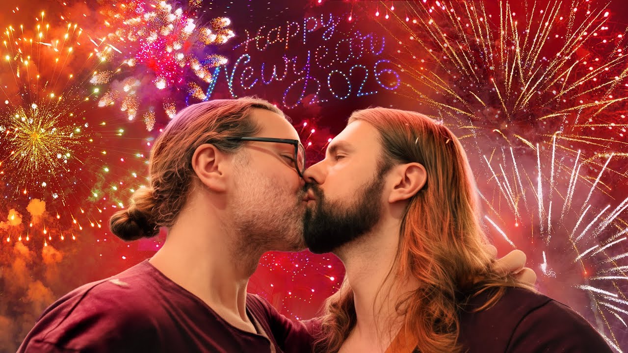 Bangkok New Year’s Eve 🇹🇭 300,000 People, Fireworks, and a Moment We’ll Never Forget