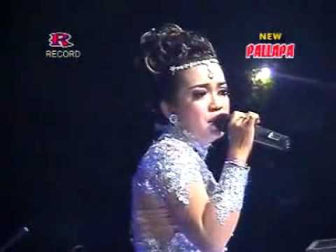 Piye Piye Vivi Rosalita New Pallapa Live Sawo Cangkring Wonoayu 2015