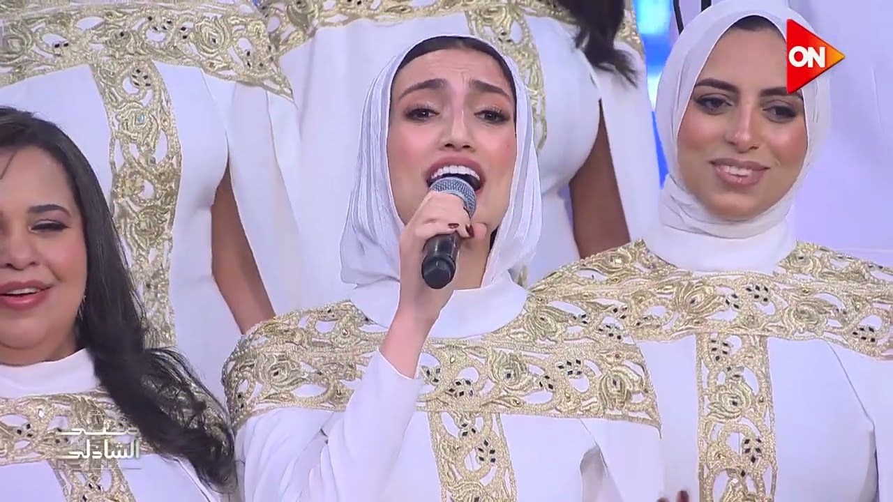 رجاله وطول عمر ولادك يا بلدنا رجاله - اعز الناس مع منى الشاذلي