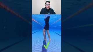 Como Mantenerse A Flote En El Agua Moviendo Los Pies Correctamente