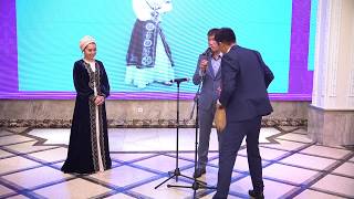 картинка: Аалы Туткучев  Чынгыз Мырзаевтын тоюнда Кыз узатууда  болду