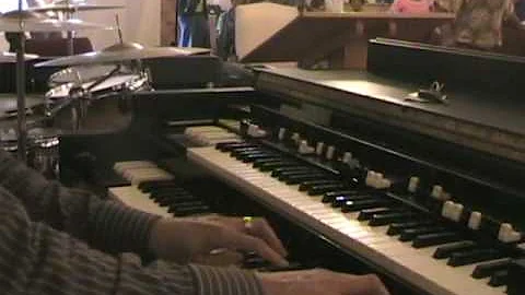 Derrik Cooper on organ-praise break