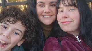 VLOG Spend a day with me . .Crazy Golf with Nathan and Christmas fair with my friend ...