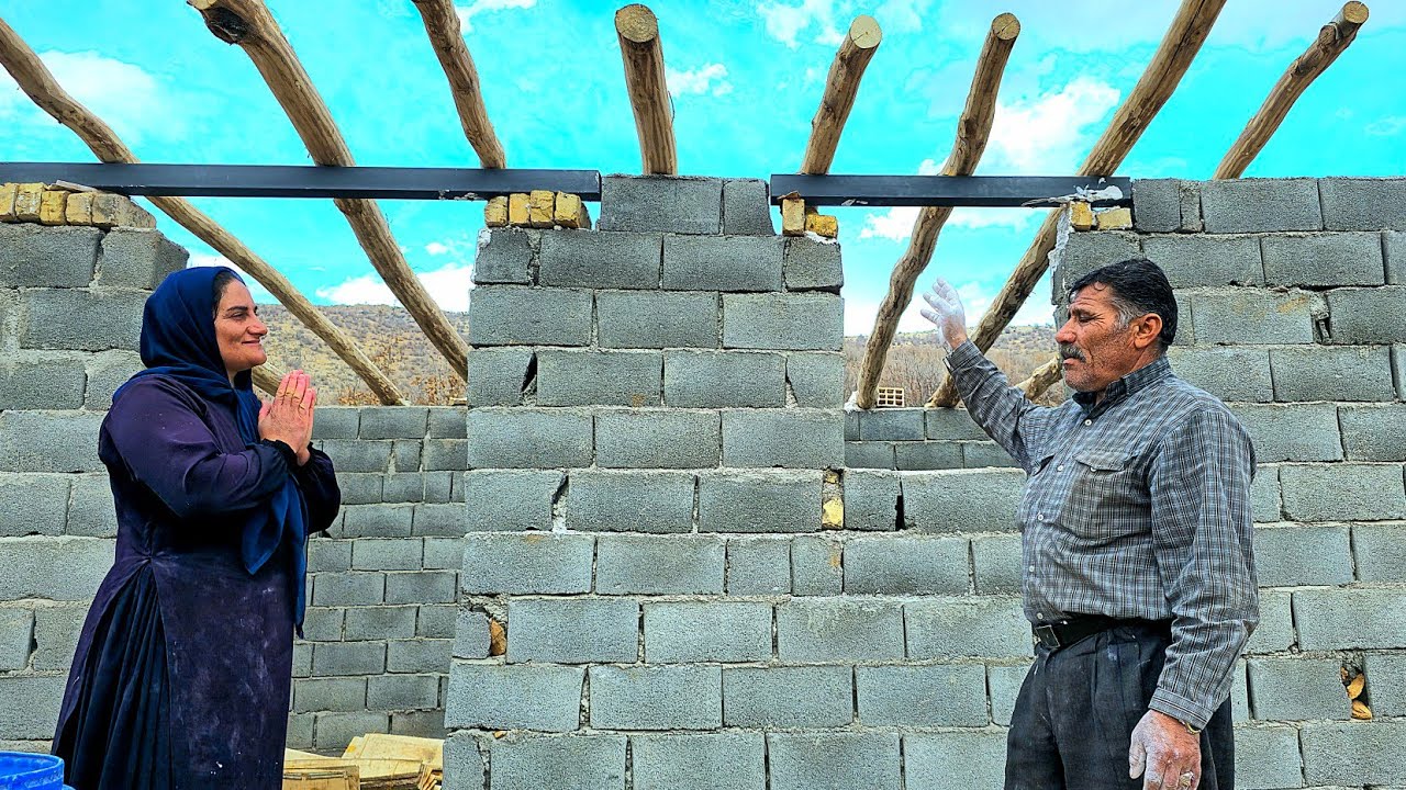 Покончим с бездомностью | Установка деревянных балок для матери-одиночки!