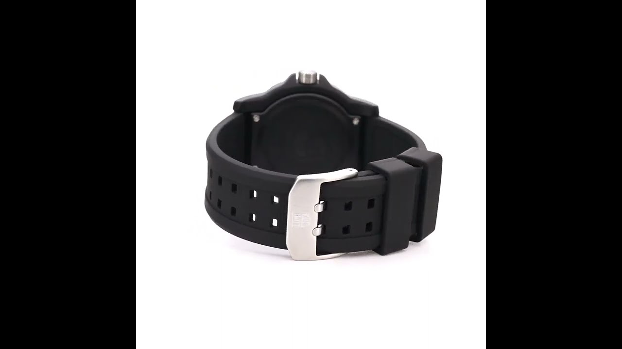 Luminox Manta Ray X2.2032 Men's Military Black Dial Swiss