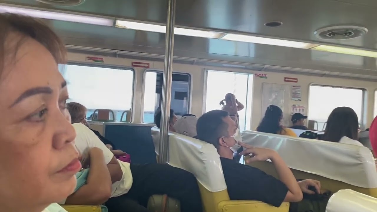 Vlogmas8🎄Going to Iloilo, spending time with family and more