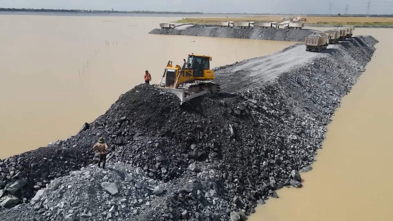 Excellent Activity Incredible Powerful Bulldozer Shantui Push Stone Build Road With Dump Truck