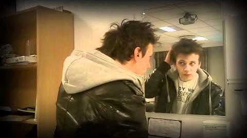 Video editing - Ghost in mirror effect.