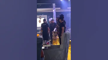 V31 AMSA AWARDS 2025 أفضل مطعم عائلي في الإمارات للعام 2025 مطعم وكافيه غاليريا Ytshorts 