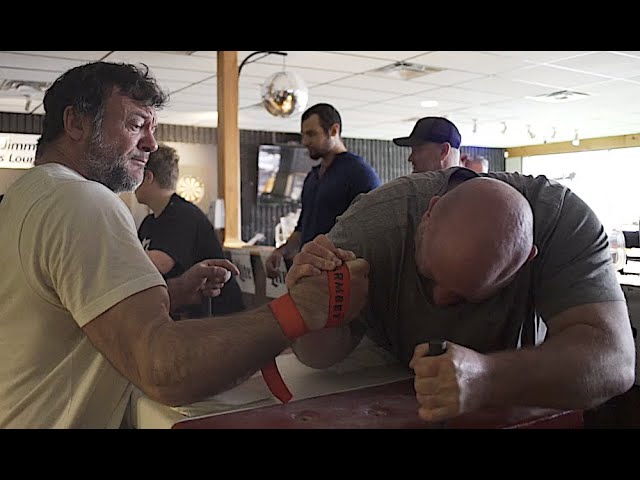 Expert Arm Wrestler Absolutely Destroyed, DUB