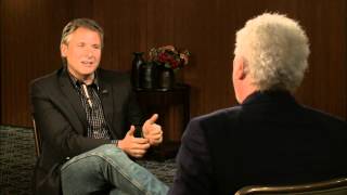 InnerVIEWS with Ernie Manouse: Tom Jones