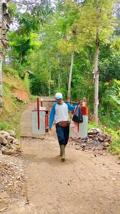 Mapai jalan satapak Ngajugjug kahiji lembur