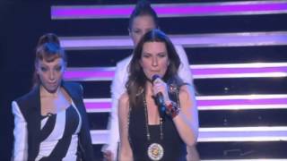 Laura Pausini canta Madonna - Papa Don't Preach (Inedito Tour) Resimi