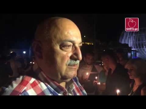 8 აგვისტოს დადგომას მემორიალთან სანთლებით შეხვდნენ