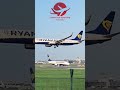 Nail-Biting Landing! Ryanair 737 Close Call at Windy Dublin Airport!