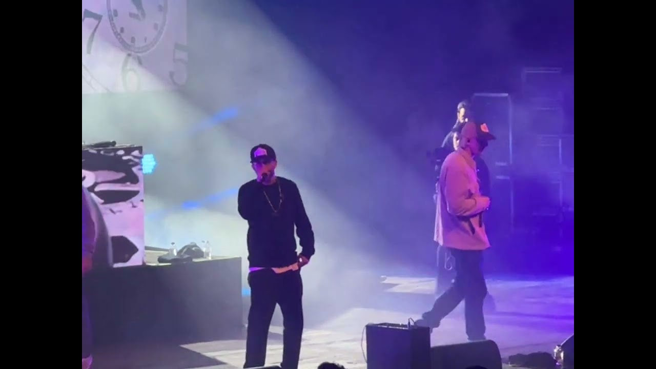 DEALEMA & BEZEGOL - O TEU MOMENTO COLISEU DO PORTO