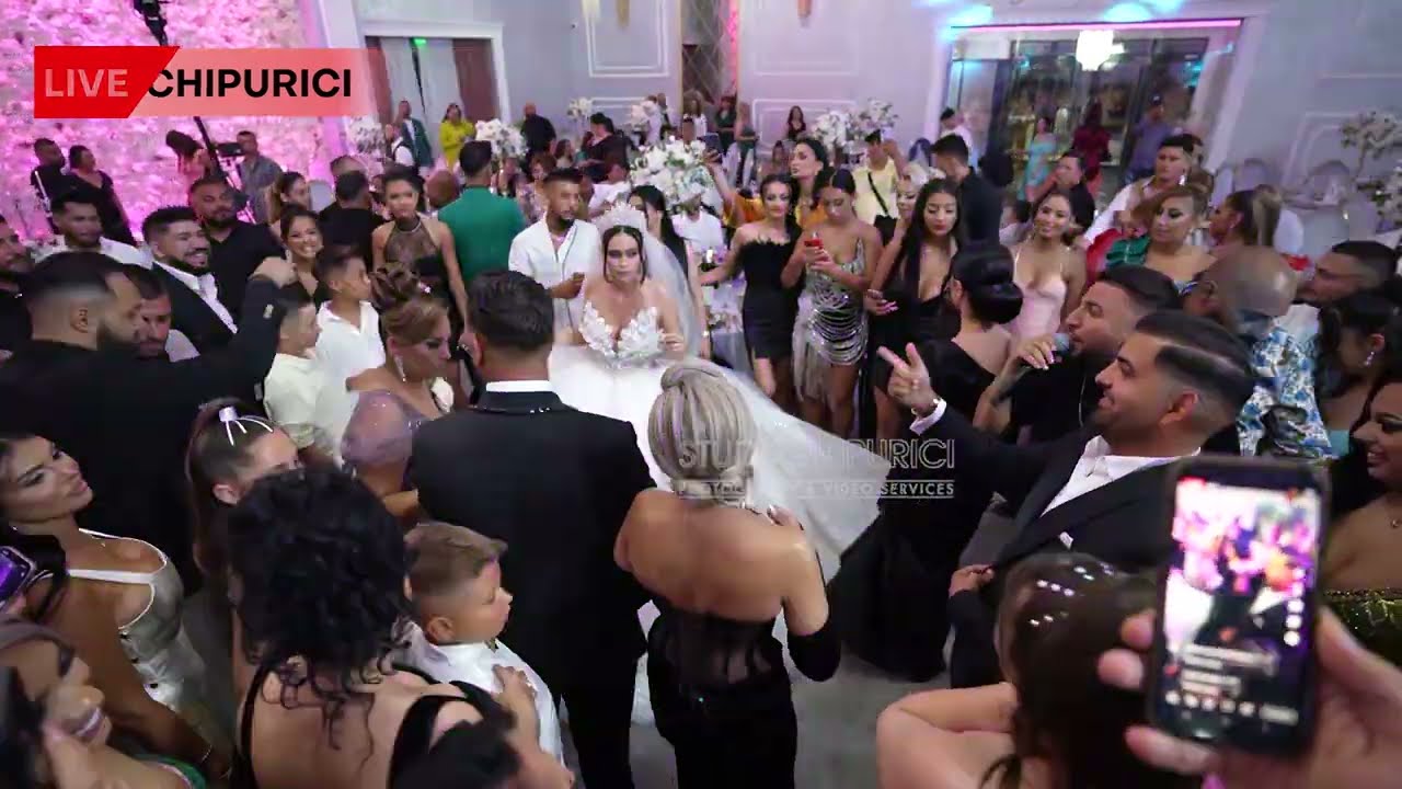 Costel Biju 🔴LAS VEGAS 🔴 Uite, uita-te la ea🔴 LIVE 2023 MegaSHOW (Adela 💞 Armando) adlı videoyu YouTube'da izle Costel Biju 🔴LAS VEGAS 🔴 Uite, uita-te la ea🔴 LIVE 2023 MegaSHOW (Adela 💞 Armando) adlı videoyu YouTube'da izle