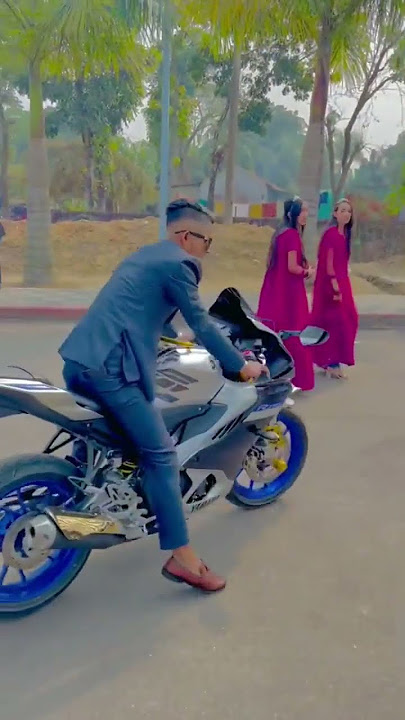 #Best bike#yamaha#ktm#r15#tiktok#bike#funny video#r15 v3#r15 v4# r15 v3 Indian#r15  Indonesia#ktm125