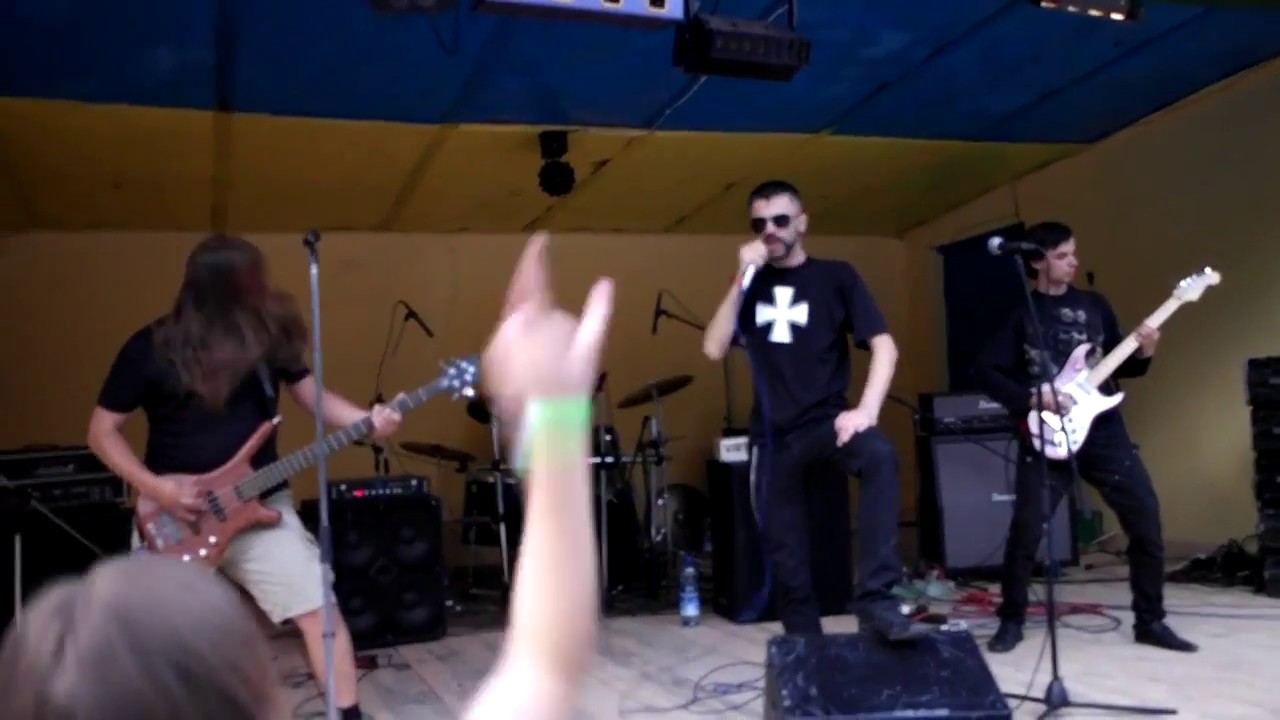 Gasoline Guns "We are the Monsters" (live) YouTube