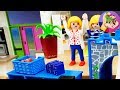 Film playmobil - IULIAN NU SE MAI ÎNTOARCE LA FAMILIA ANTON? CAMERA LUI E GOLITĂ! - Familia Anton