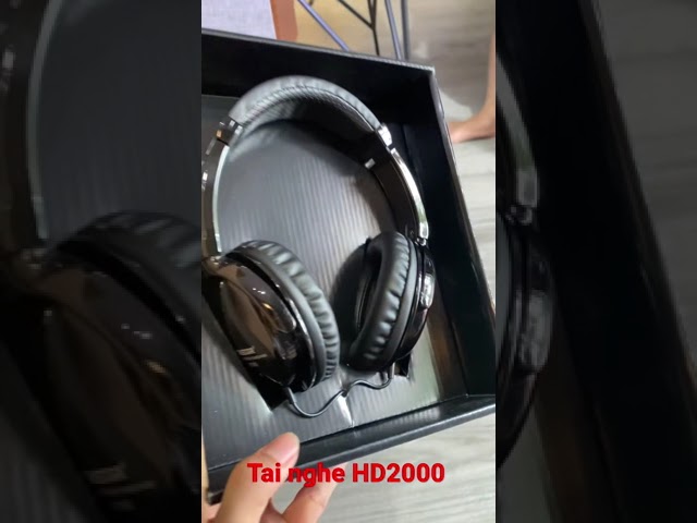 Tai nghe kiểm âm giá rẻ Takstar HD2000 , nghe dễ chịu , đầm tai , sang trọng