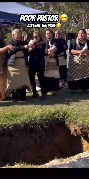 Don’t Be This Karen At A Poly Funeral (LOL) #polynesian #tongan #samoan #nz #shorts #fyp #funeral