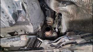 видео: Удаление сажевого фильтра на BMW Е70 с мотором M57 картинка: Удаление сажевого фильтра на BMW Е70 с мотором M57