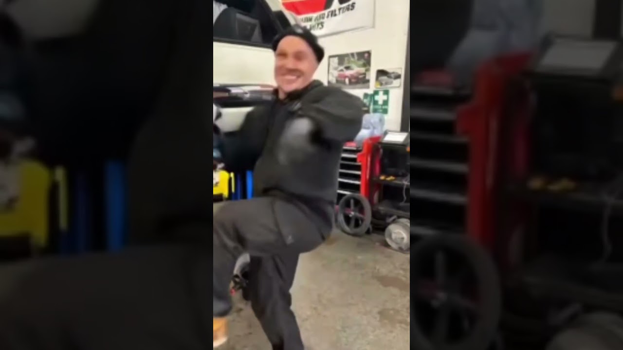 Кто победит в этом гаражном тесте? 