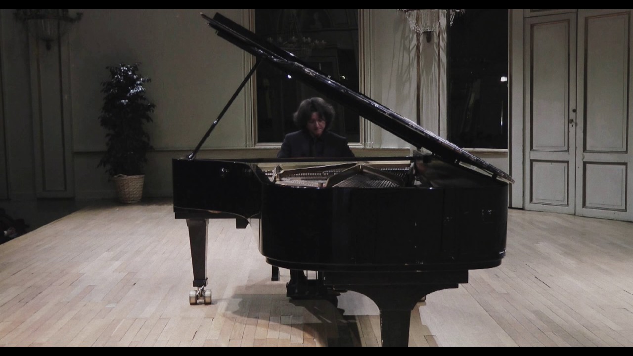 Frédéric Chopin,  Nocturne in E minor, oeuvre posthume, op.72 n.1. Adriano Paolini piano.