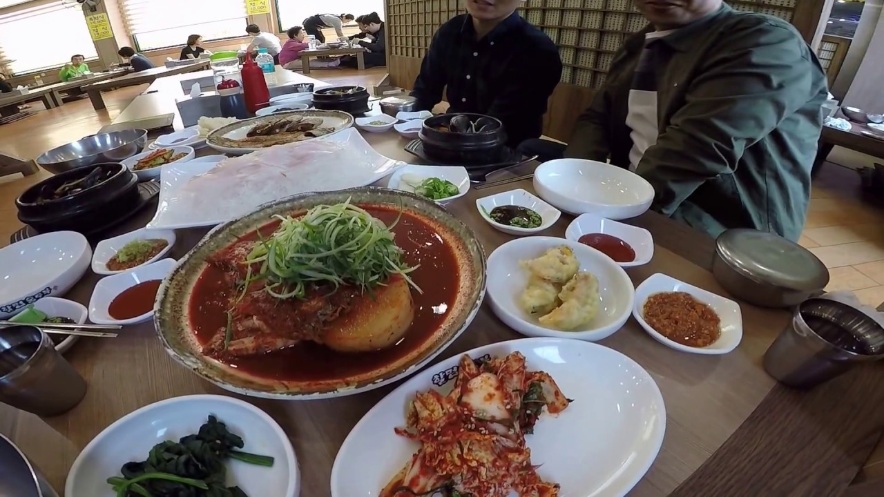 Fish Mackerel Samchi at Cheongju - YouTube