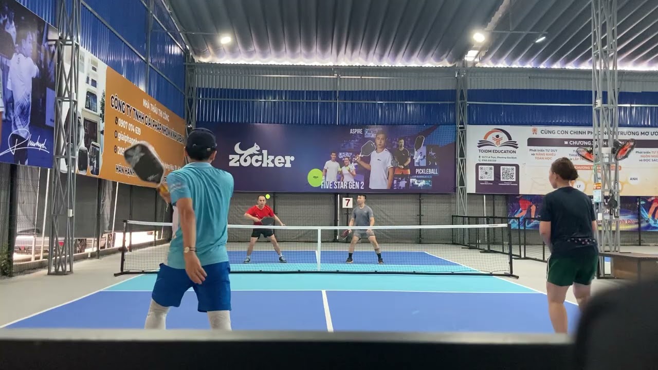 Linh Khanh và đôi nam part2