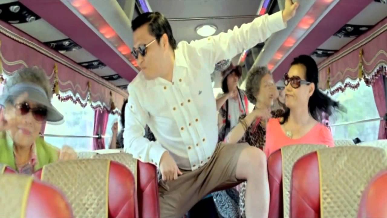 TÄSSÄ VAIHEESSA HALUAN LÖYSÄ KARVAPEITTEETÖN TYTTÖ