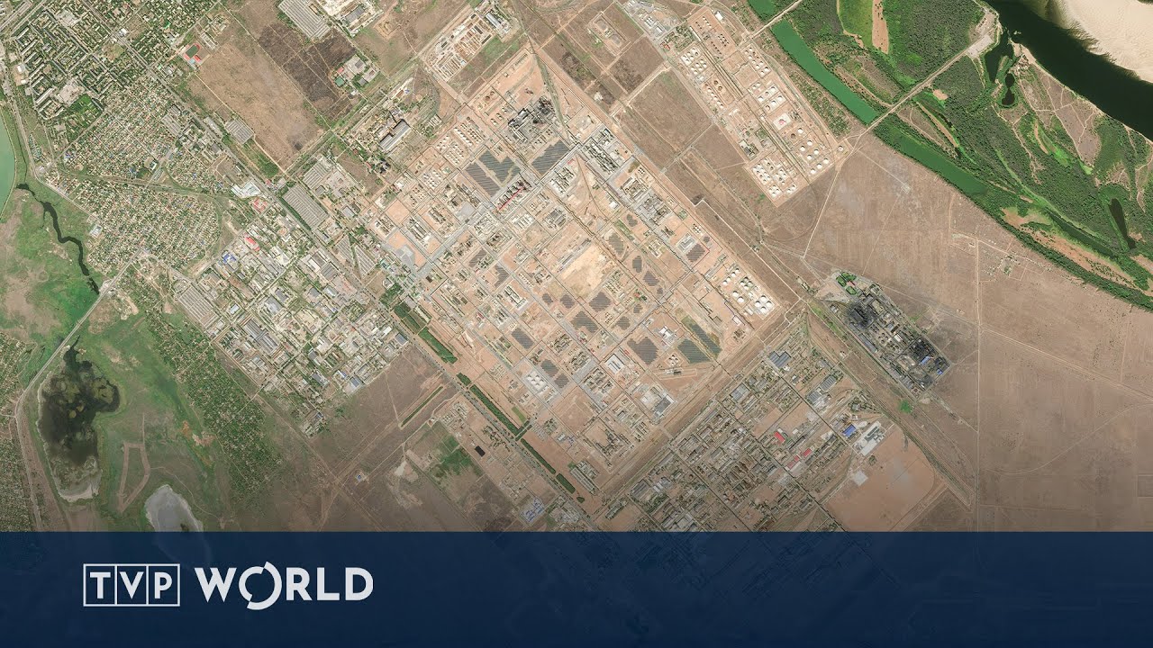 Ukraine hits Russian oil facility | Midday Report