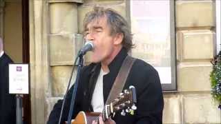 Steve Robinson,A Busker In Bath covers Solsbury Hill .3 10 2014 chords