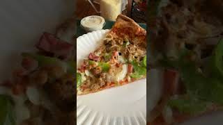 CHECK MY LOCATION! CHEAP EATS IN HOUSTON! #pizza #cheap #traveleats #houstonvibes #travelguide