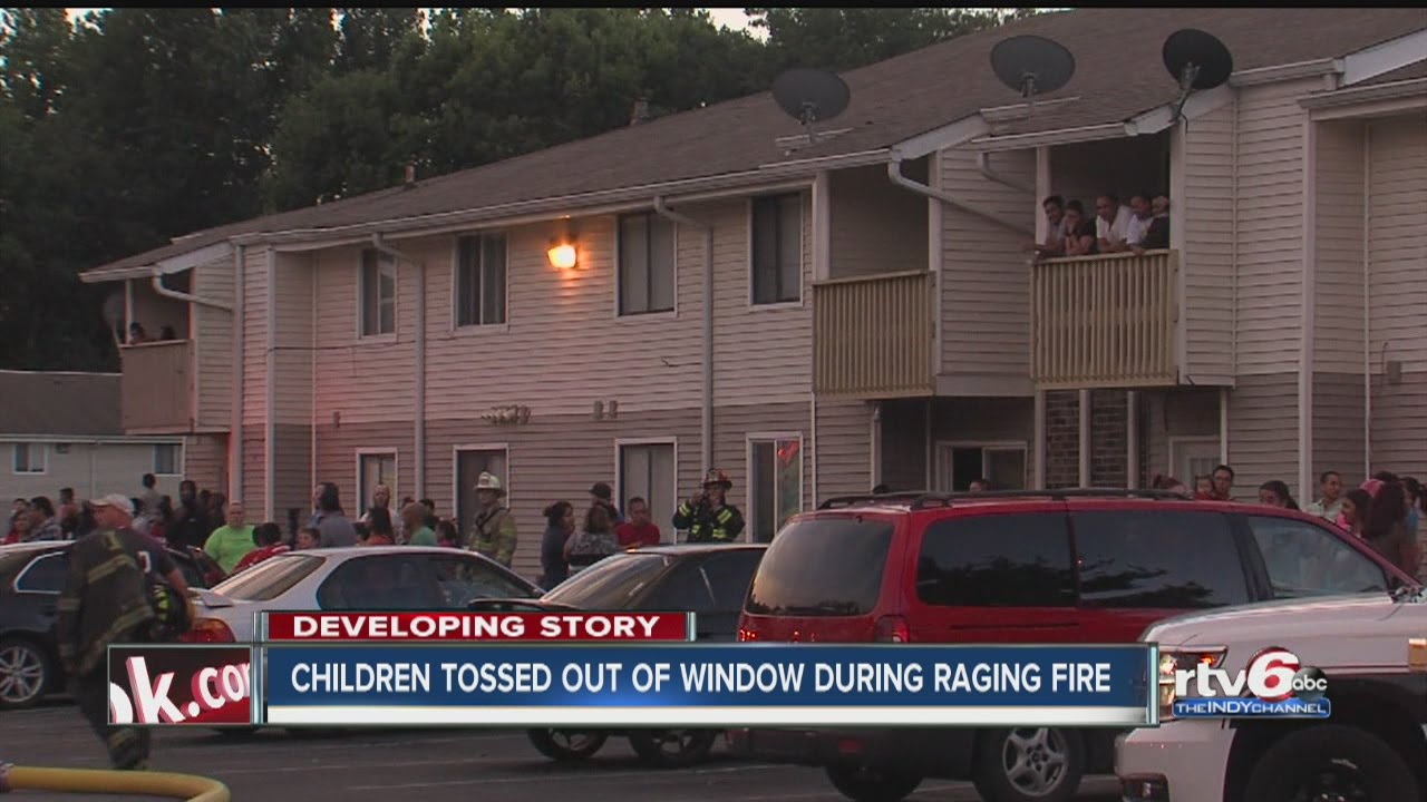 Apartment fire on Indy's northwest side - YouTube