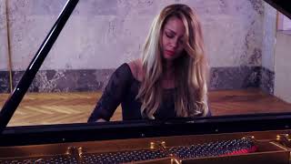 Miniatura del video "Anastasia Huppmann plays Frederic Chopin Fantaisie Impromptu in C sharp minor"