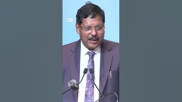 “கடவுள் சொன்னார்; ஷூவை வீசினேன்” - CJI மீது தாக்குதல் முயற்சி; சனாதன தர்மத்தை அவமதித்தார் என புகார்