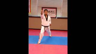 Q Strikes - Back Fist Strike