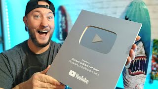 100k SUBSCRIBER YOUTUBE PLAY BUTTON UNBOXING -LIVE!!