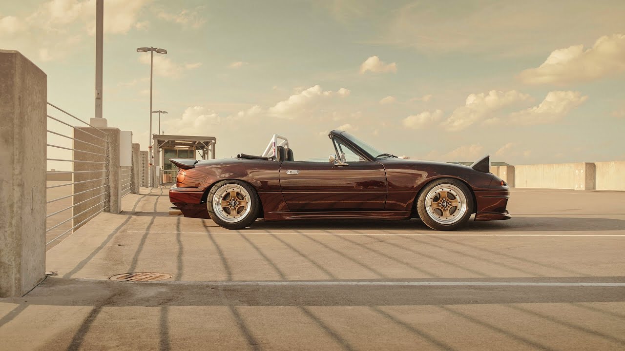 95 NA Miata Garage Vary Type N (4k)