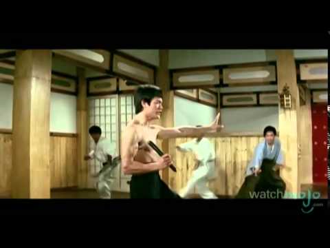 Top 10 Bruce Lee Moments.mp4