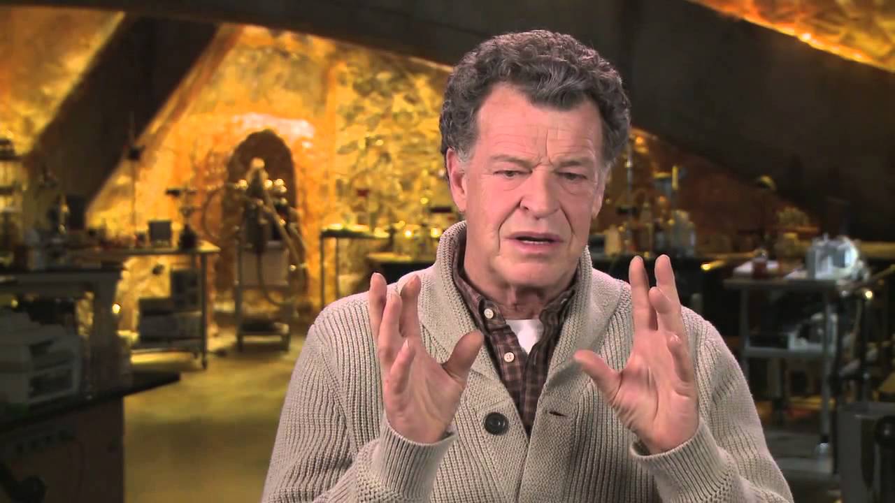 FRINGE - Interview with John Noble Ep. 5x10
