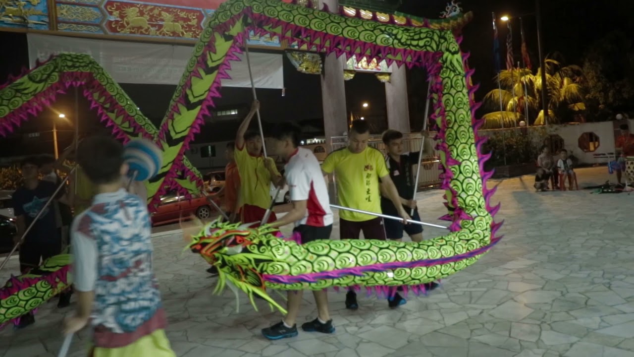 馬來西亞新山耶耶亞哇洪仙大帝廟舞龍隊 // 舞龍練習