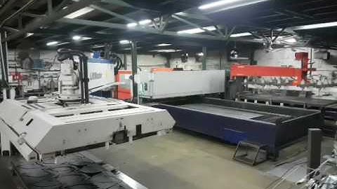 TRUMPF LiftMaster automatically unloading BYSTRONIC laser