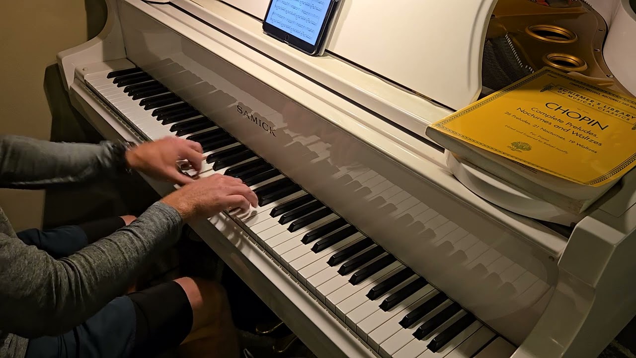 Astro Smith - Dancin (NEW PIANO COVER w/ SHEET MUSIC)